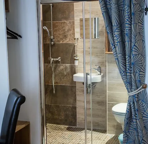 Privatunterkunft Cedric Accueille - *